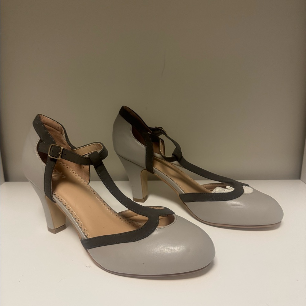 JGoods Gray and Black Heels with Chunky Heel and Ankle Strap